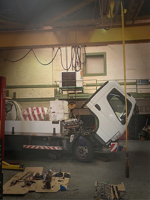 Glow Plug Removal Services - CR Auto Engineering